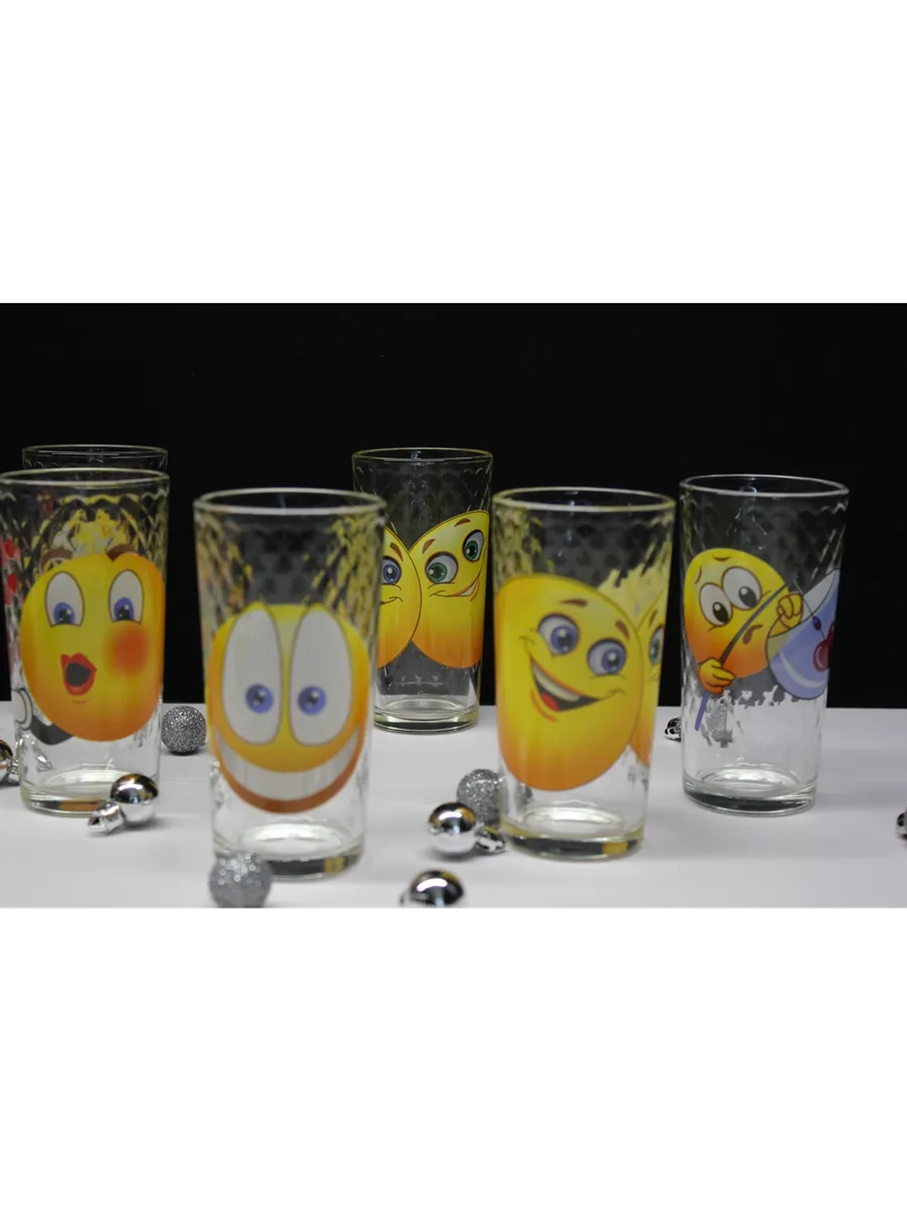 Набор стаканов