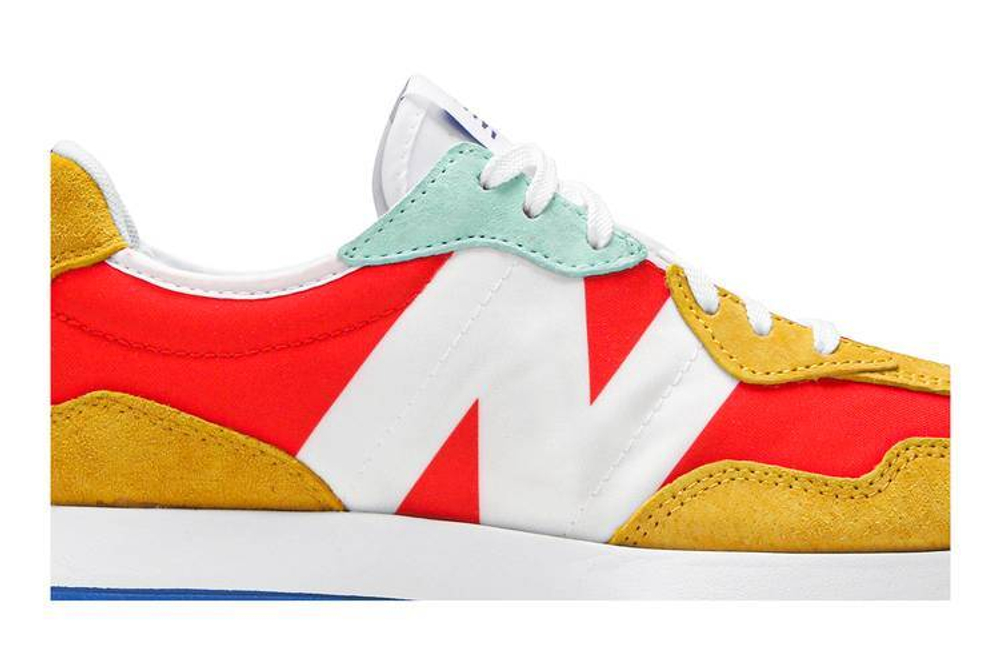 Кроссовки New Balance Nb 327 (Женская размерная сетка)