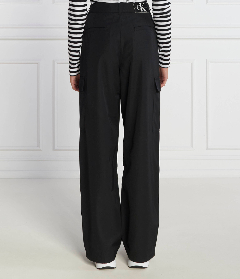 Брюки CALVIN KLEIN JEANS - черный(J20J222237)