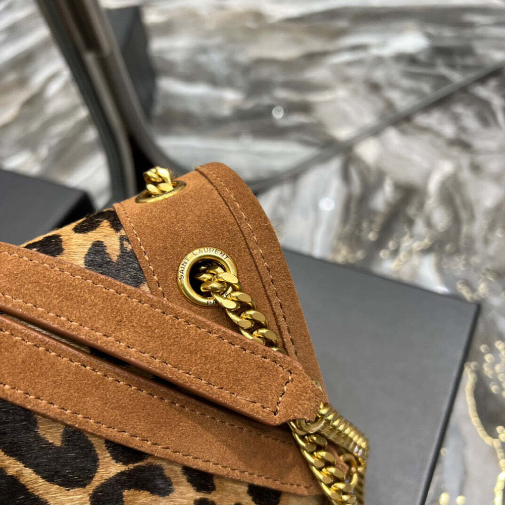 Yves Saint Laurent Niki 22 cm