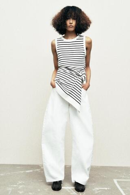 ZARA ТРИКОТАЖНАЯ ФУТБОЛКА В ПОЛОСКУ, ПОЛОСКИ