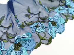 Вышивка на сетке, 20 см, ЛЕВАЯ, цветы на темно-синем фоне (Артикул: VS-2023), м