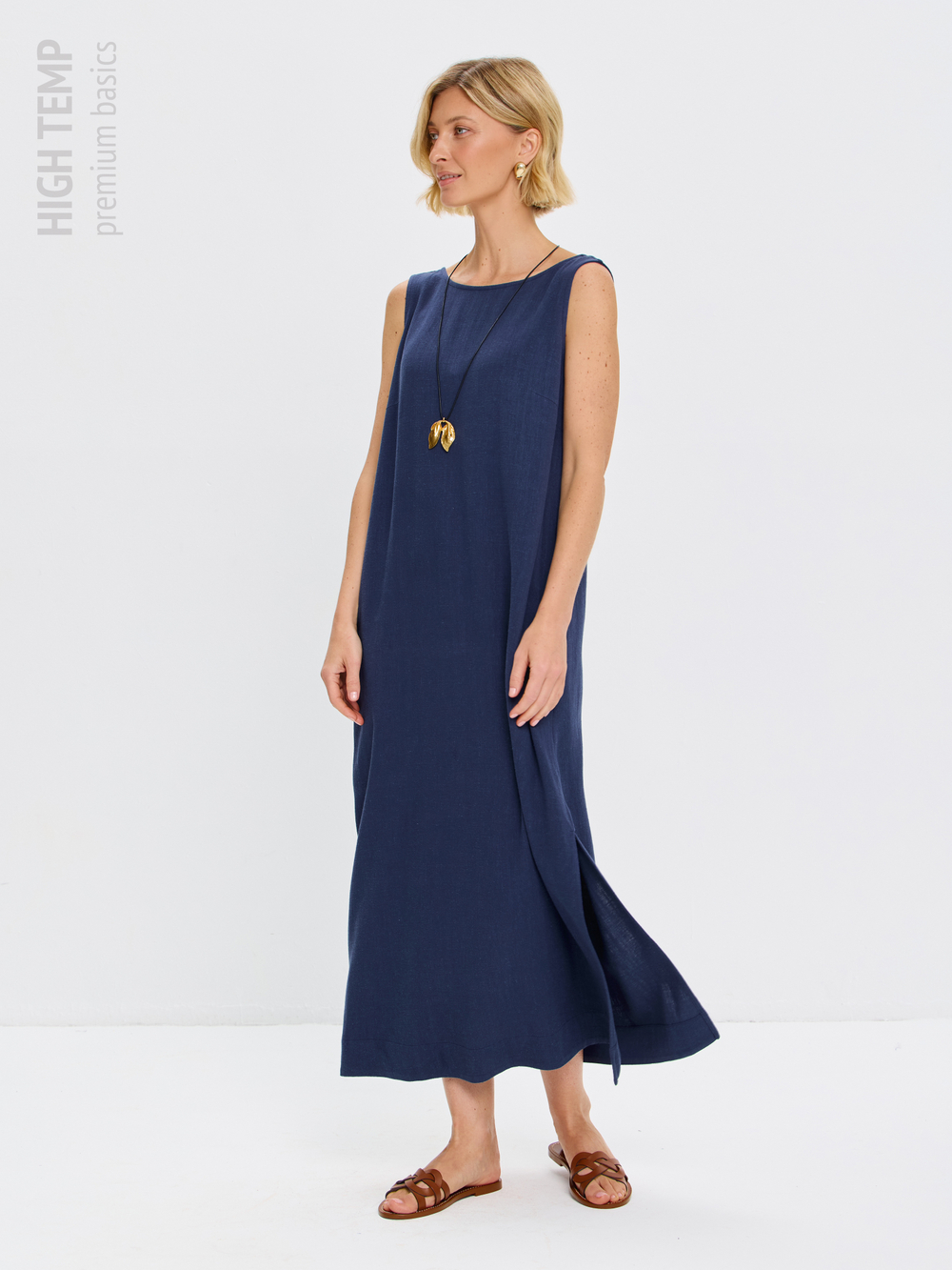 Льняной сарафан макси с карманами