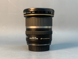 Canon EF-S 10-22mm 3.5-4.5 USM
