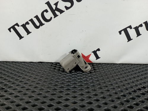 Датчик закрывания замка кабины 2016г