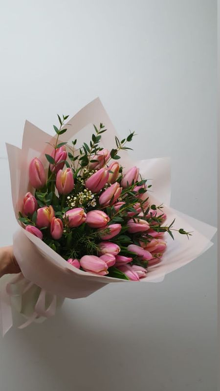35 розовых тюльпанов  (Б-650)