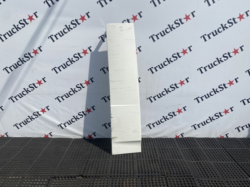 Спойлер (дефект) кабины боковой левый 2018г