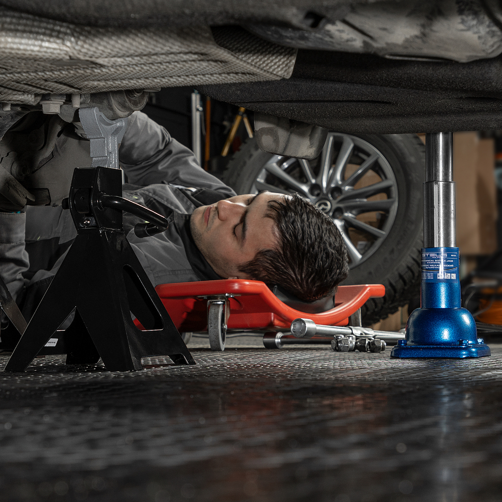 Домкрат механический бутылочный, 2 т, h подъема 150-310 мм, 2 части (домкрат, ручка) Stels