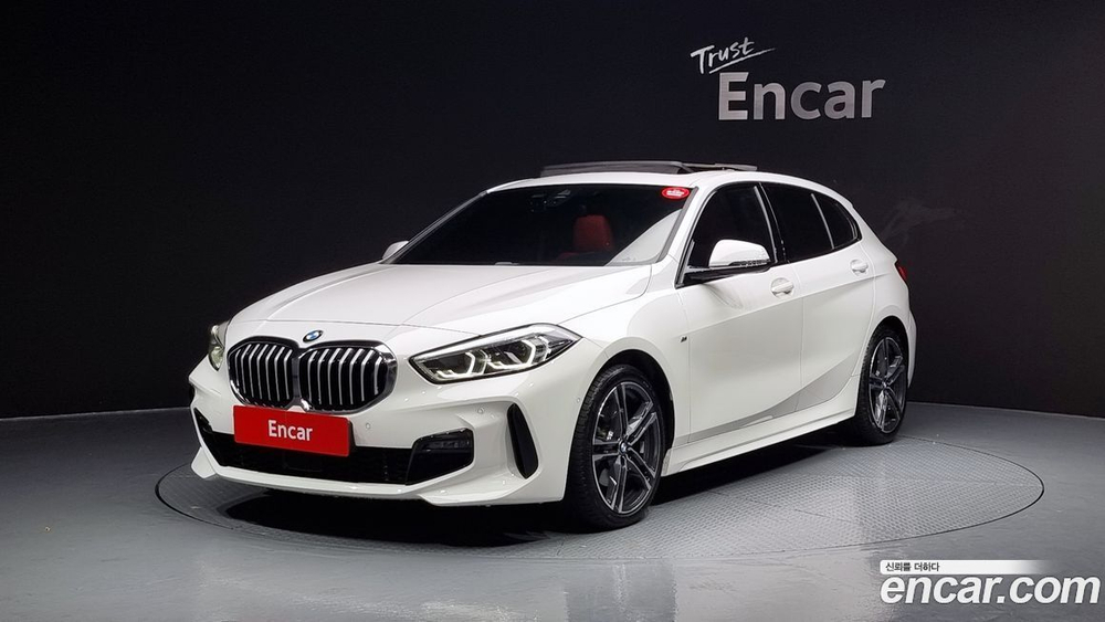 BMW 1 Series (F40) 118d M Sports (08.2021)