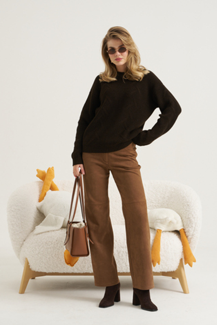 Свитер с крупной вязкой шоколадный