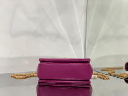 Valentino One Stud Bag with Chain 19 cm
