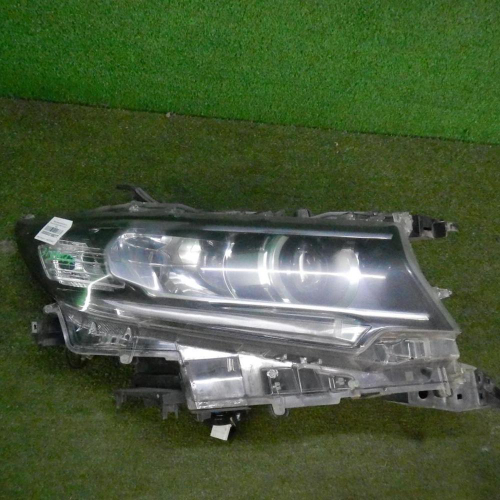 Фара правая Toyota Land Cruiser Prado 150 (2017-н.в.) LED