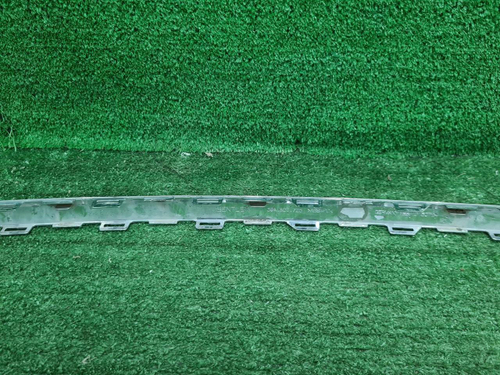 Молдинг заднего бампера Bentley Bentayga (15-20)