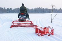 Резак для лыжни XCSPORT модель 2025 года