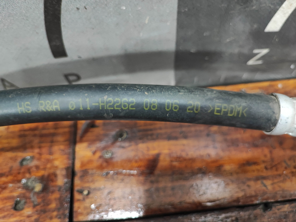 Трубка кондиционера Kia Sorento 4 (MQ4) 20-нв Б/У Оригинал 97762P2000