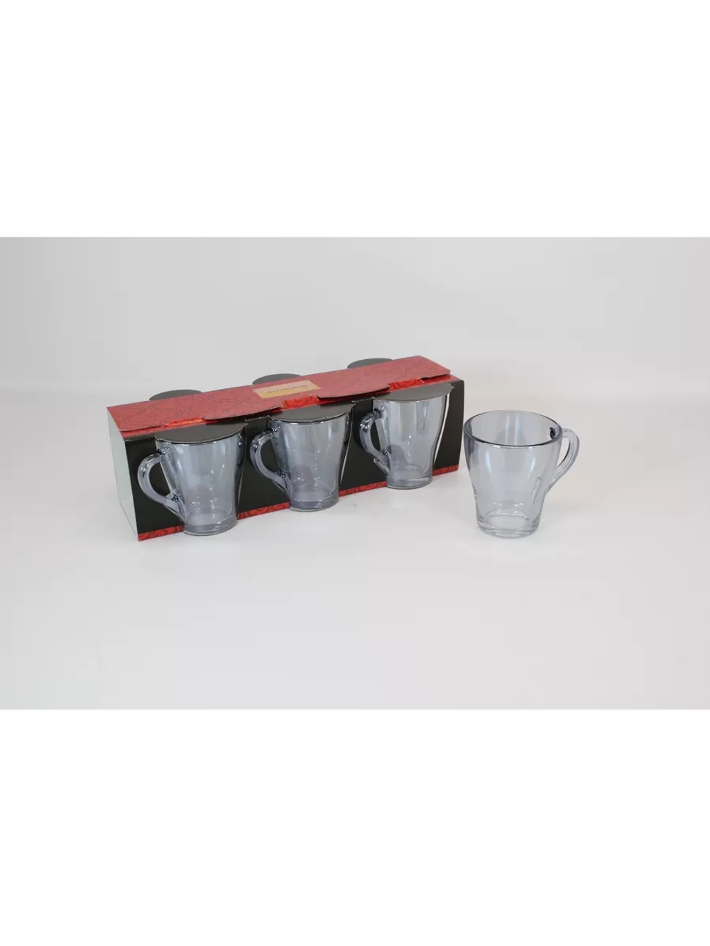 Набор кружек для чая и кофе.