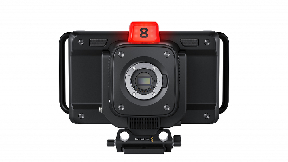 Видеокамера Blackmagic Studio Camera 4K Pro