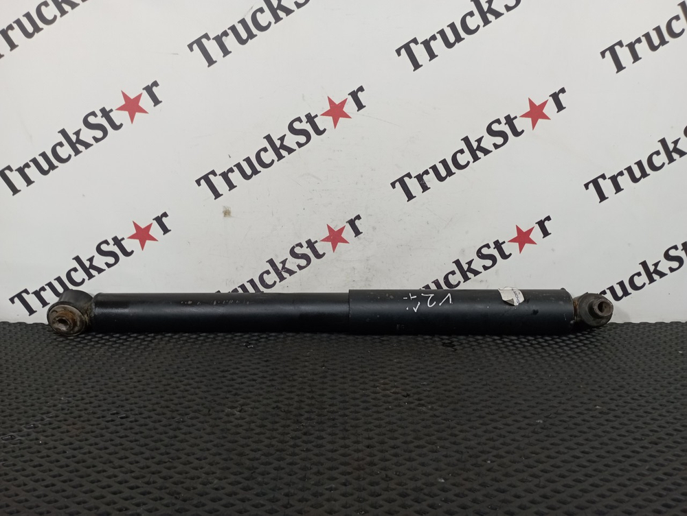 Амортизатор передний 2017г