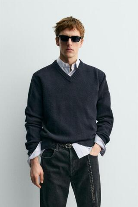 ZARA Х AARON LEVINE ШЕРСТЯНОЙ СВИТЕР С V-ОБРАЗНЫМ ВЫРЕЗОМ, МОРСКОЙ СИНИЙ