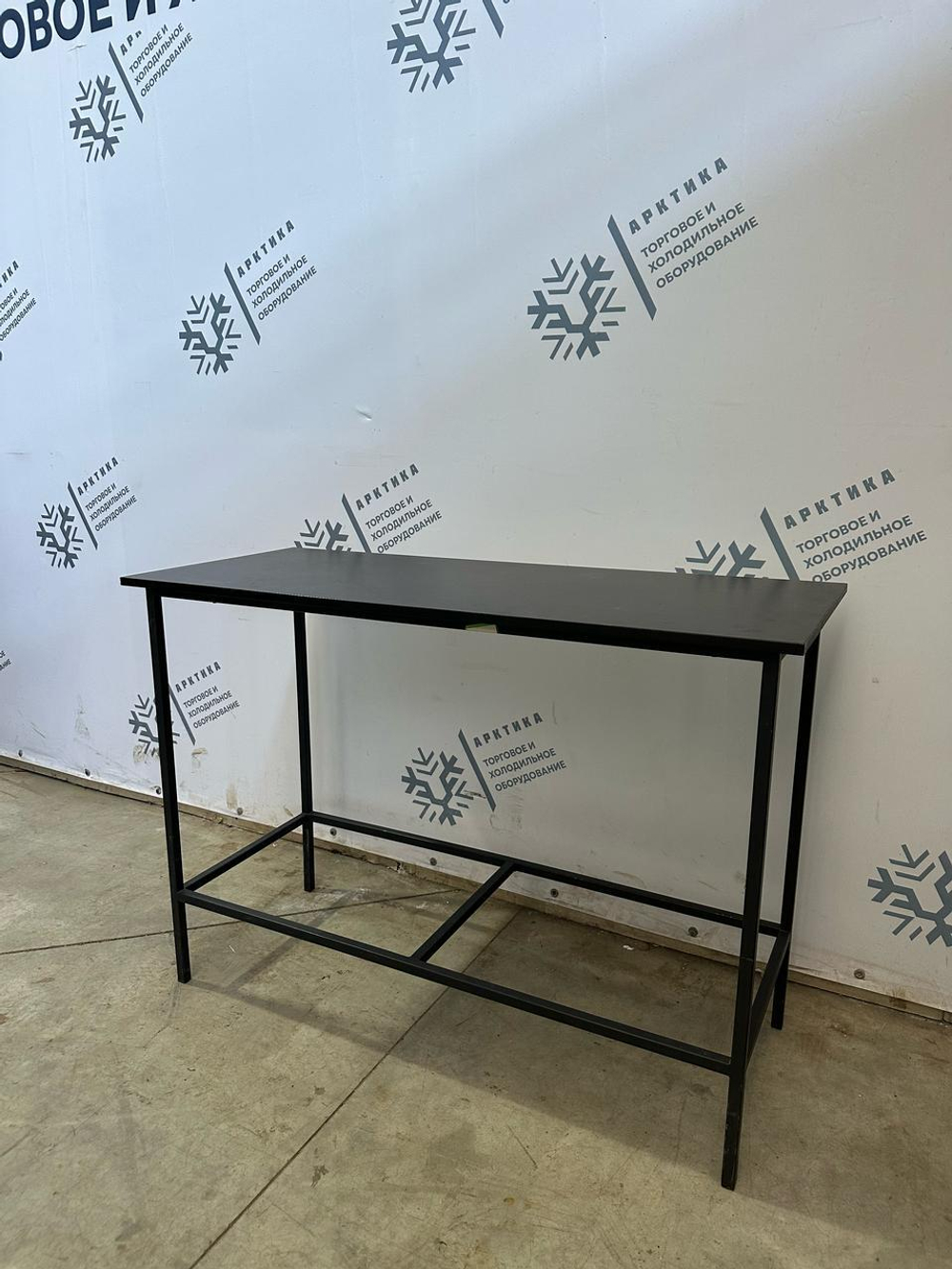 Стол ЛДСП 1200х500х860(черный, основание железо)