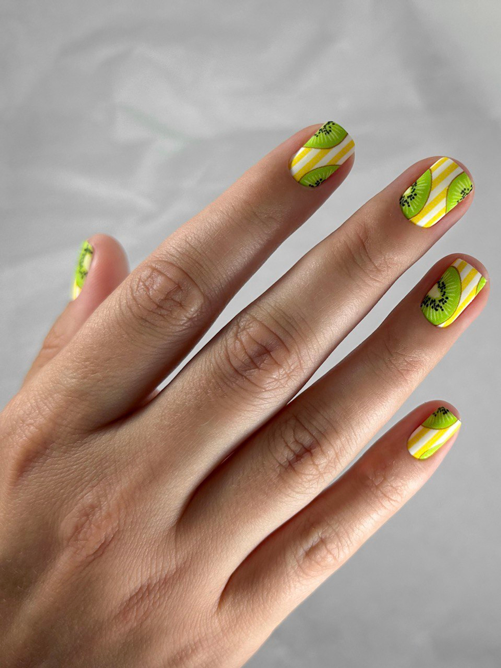 Crazy Manic Плёнки для ногтей для маникюра striped kiwi