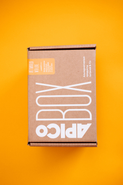 Набор тайские продукты APICO BOX №1 "Из Таиланда with love", подарочный набор из 7-ми тайских продуктов, подарок на Новый год