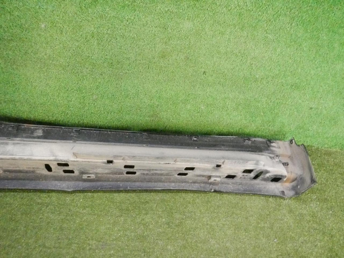 Накладка порога правая Toyota Land Cruiser 300 (2021-н.в.)