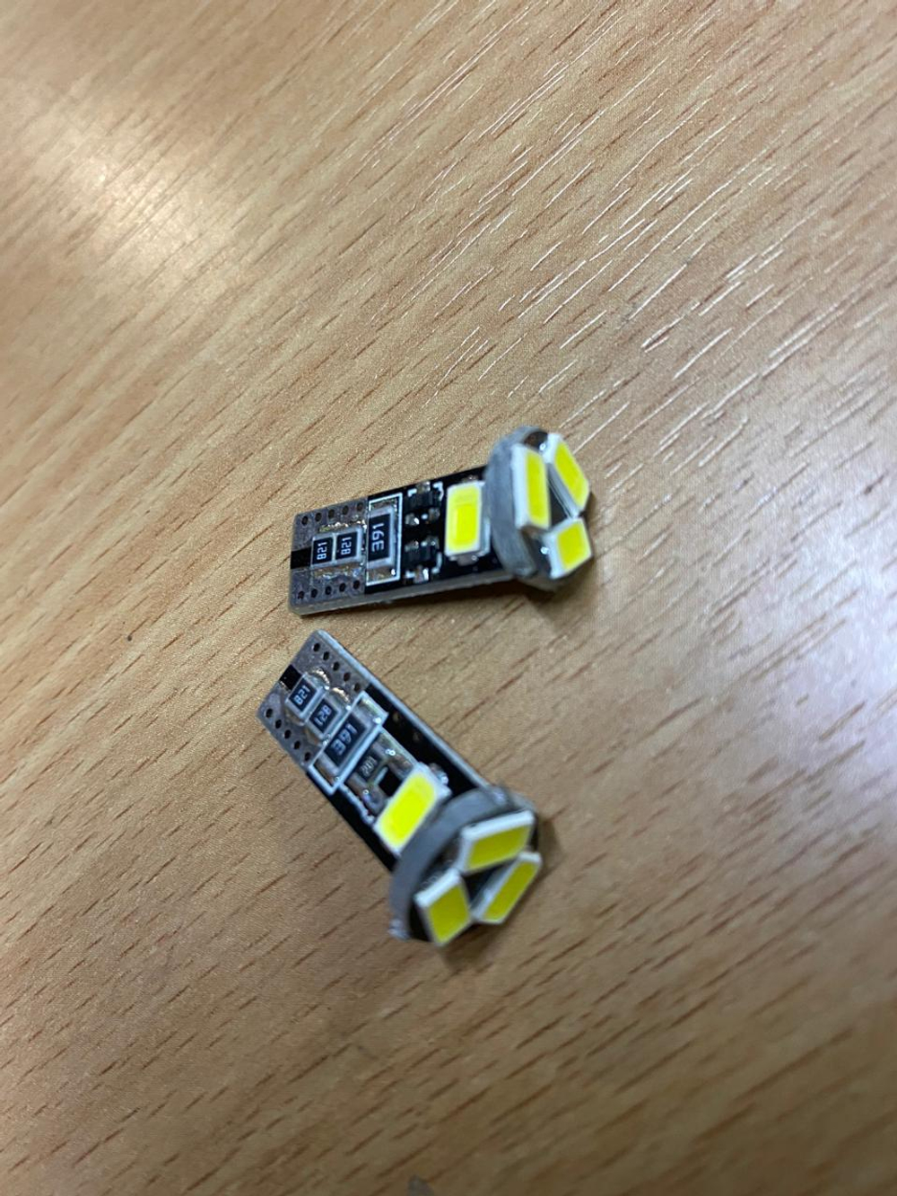 Светодиодная лампа, Т10 (W5W), 5 диодов, белый свет, 12-24В (1 шт.) -