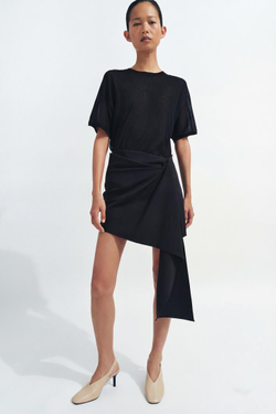 ZARA КОРОТКАЯ ЮБКА АСИММЕТРИЧНОГО КРОЯ — ZW COLLECTION, ЧЕРНЫЙ