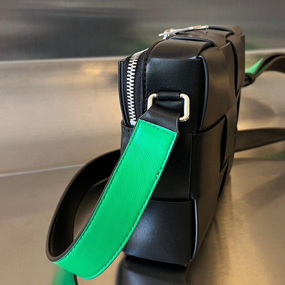 Bottega Veneta Cassette Camera Bag 20 cm