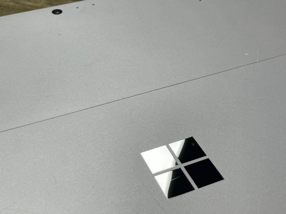 12.5" Ноутбук Microsoft Surface Pro 4 TOUCH (2736x1824, Intel Core i5-6300U, RAM 8ГБ,SSD 256ГБ, Intel HD Graphics 520, Win 10Pro)