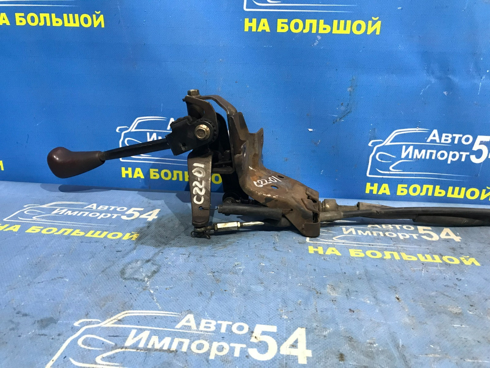 Селектор МКПП NISSAN LARGO 1992