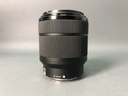 Sony 28-70mm 3.5-5.6 OSS