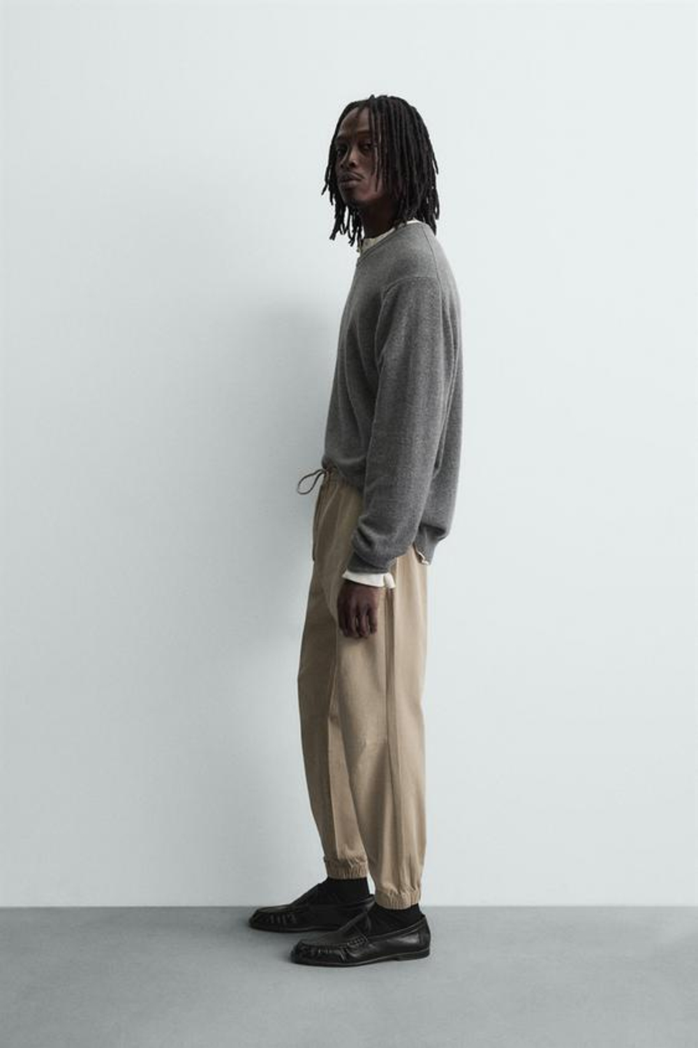 ZARA ЗАУЖЕННЫЕ БРЮКИ-ДЖОГГЕРЫ, БЕЖЕВЫЙ