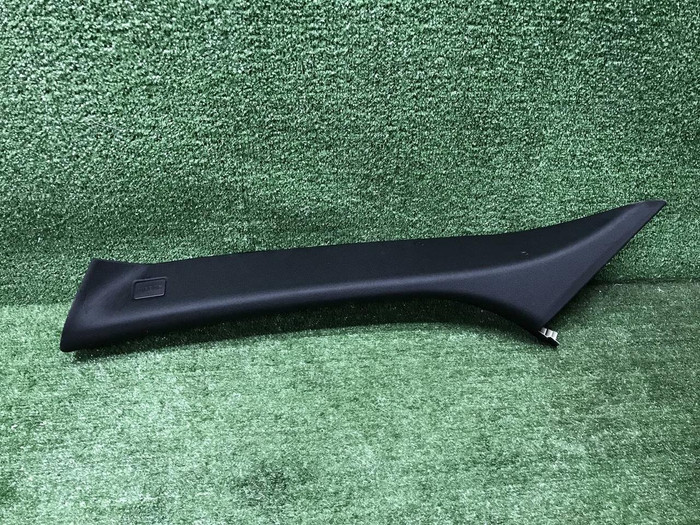 Обшивка стойки левая LR Discovery Sport (19-нв)