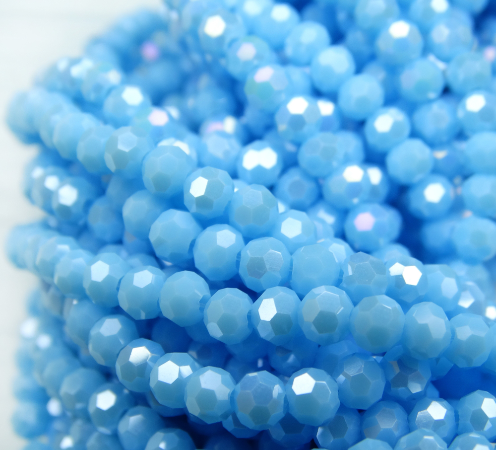 БШН019ДС4 Хрустальные бусины "32 грани", ярко-голубой AB непрозрачный, 4 мм, кол-во: 95-100 шт.