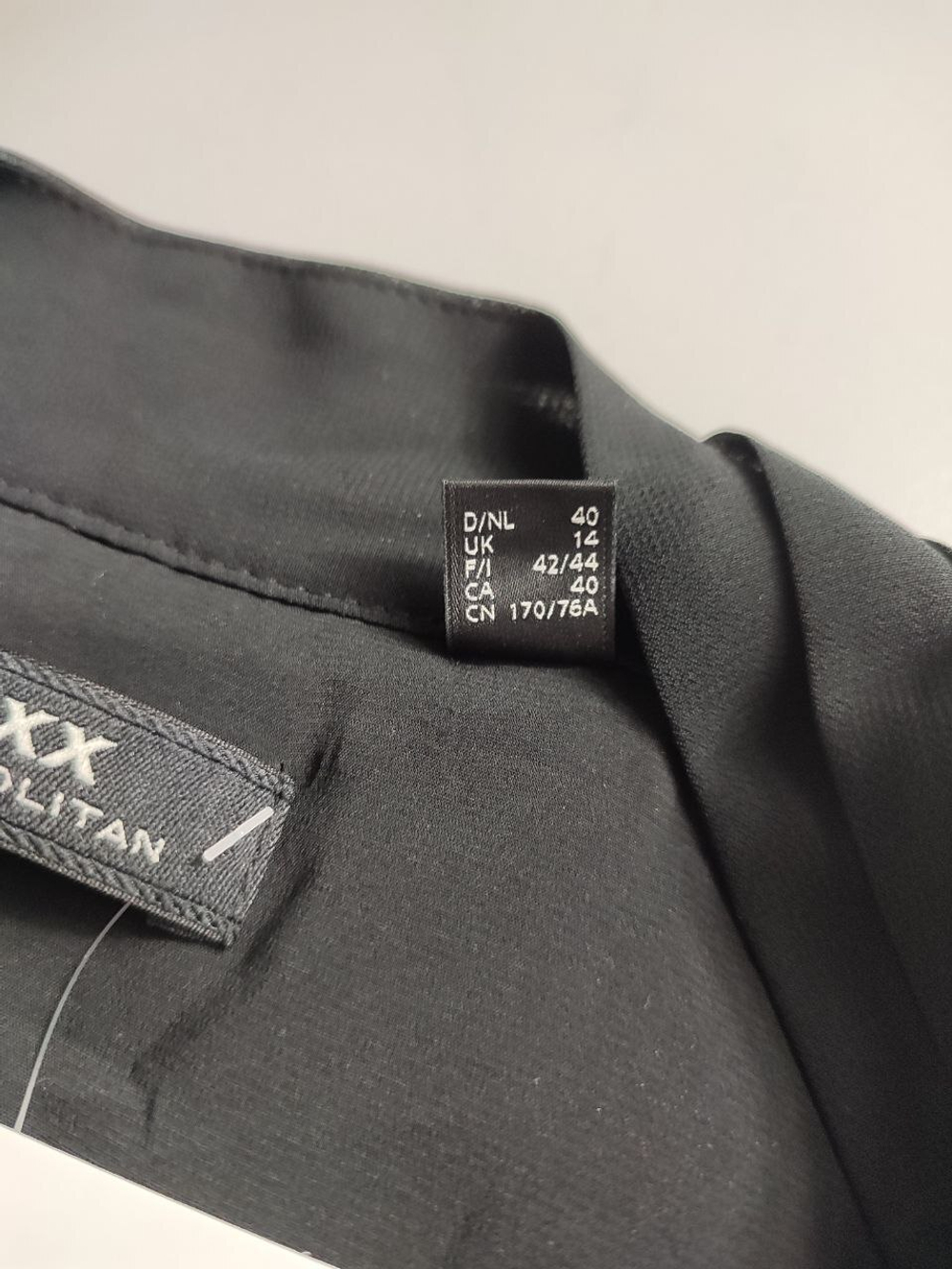 Платье Mexx свободного кроя, маркировка 40, визуально на 46 размер