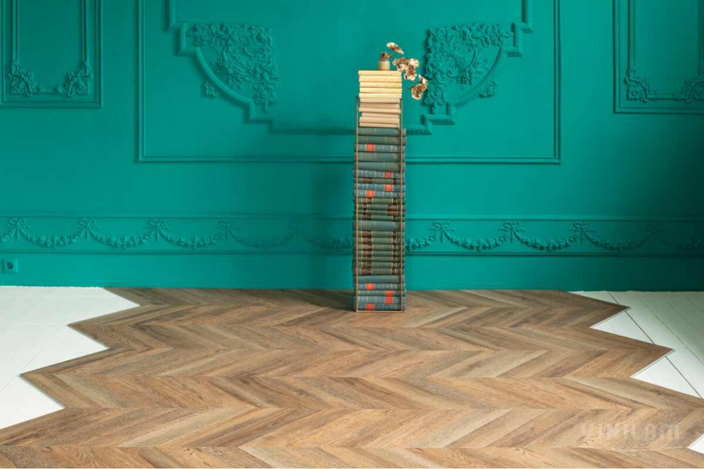 Кварцвиниловая плитка VINILAM PARQUET CHEVRON Шеврон Нормандия RI153610CL4- Магазин напольных покрытий в Екатеринбурге. MAXI ПОЛ.