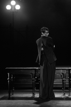 Жакет с открытой спиной