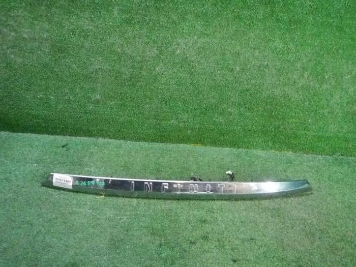 Молдинг крышки багажника Infiniti QX60 (2016-2020)