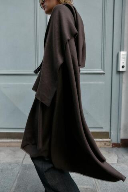 ZARA ОДНОТОННЫЙ ШАРФ С НЕОБРАБОТАННЫМИ КРОМКАМИ, КОРИЧНЕВЫЙ