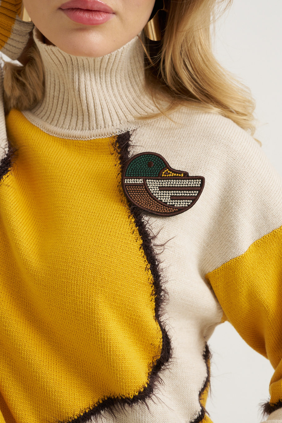 Джемпер с контрастным принтом