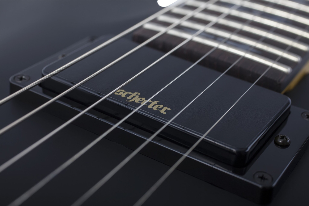 Schecter DEMON-6 AGED BLACK SATIN