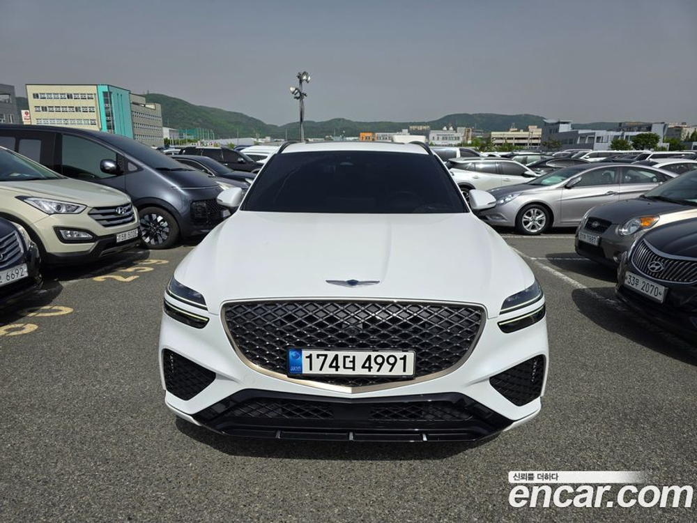 Genesis GV70 2.5T Бензин 2WD (01.2022)