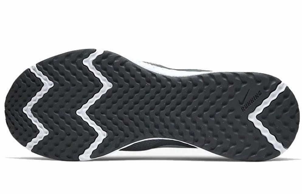 Кроссовки Nike Revolution 5