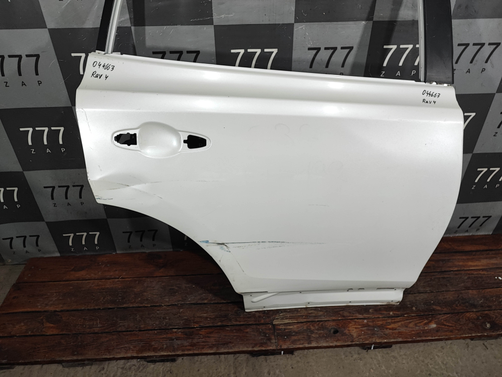 Дверь задняя правая Toyota RAV4 IV (XA40) 12-19 Б/У Оригинал 670030R110