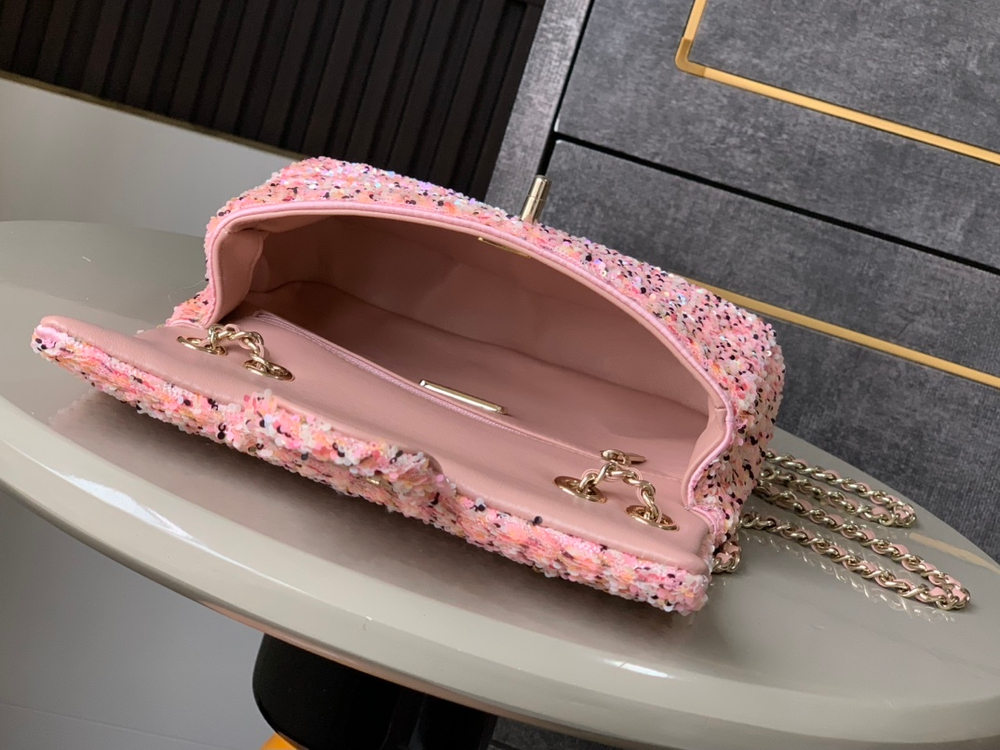 Chanel Bag 20 cm