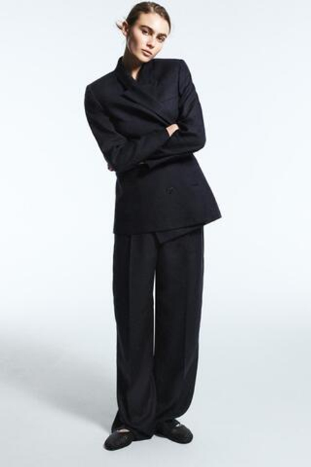 ZARA БРЮКИ ПРЯМОГО КРОЯ С ЗАЩИПАМИ, МОРСКОЙ СИНИЙ