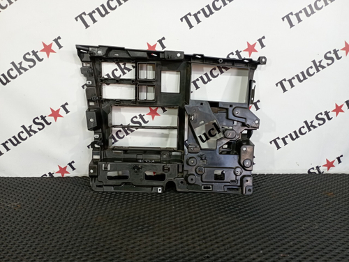 Панель торпедо центральная 2017г.