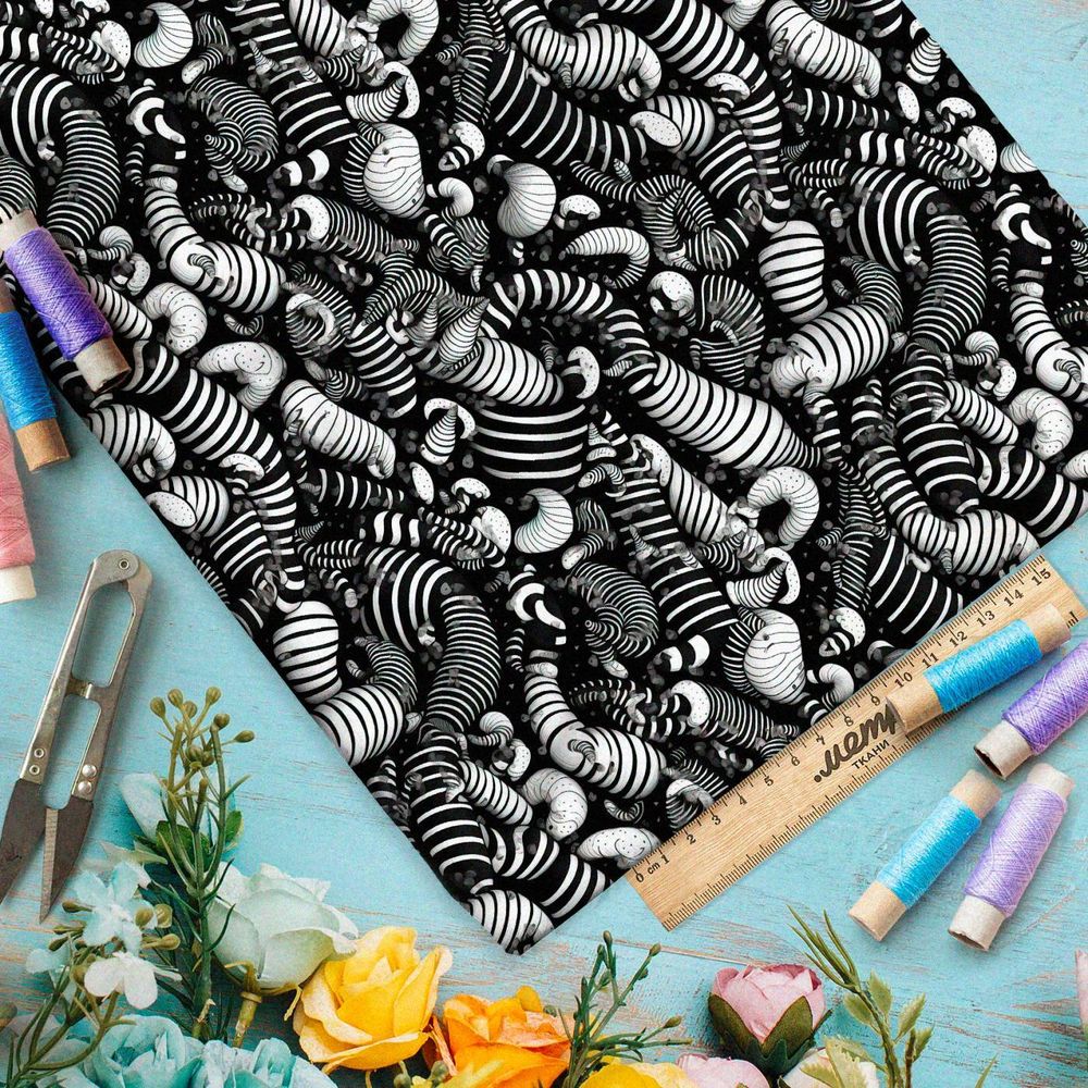 Ткань Барби бело-серые абстракции